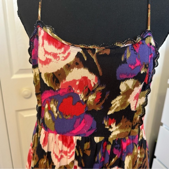 Urban Outfitters Black and Multicolor Floral mini dress. - Picture 6 of 7